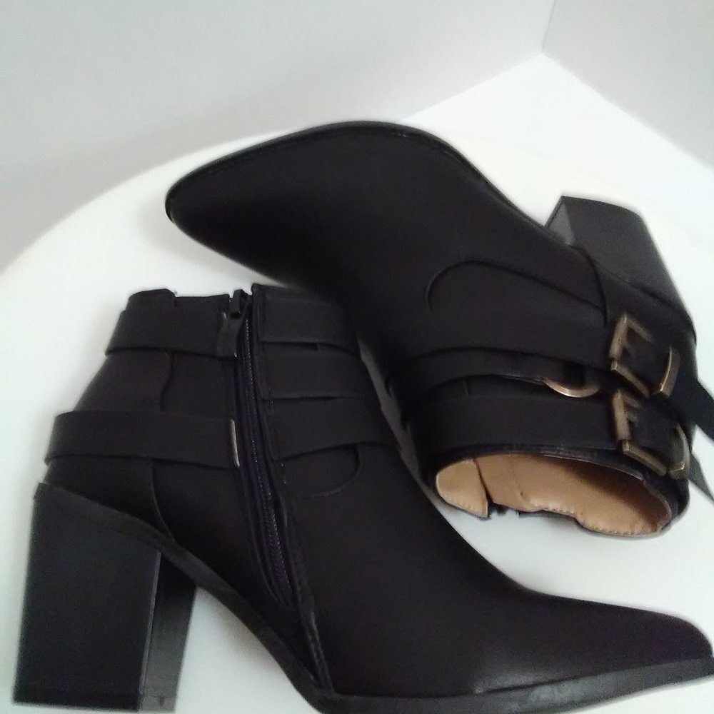 LovMark Black Block Heeled Booties 7.5 Moto - Picture 11 of 15
